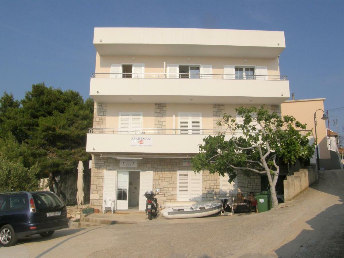 Apartments Brico Primošten المظهر الخارجي الصورة