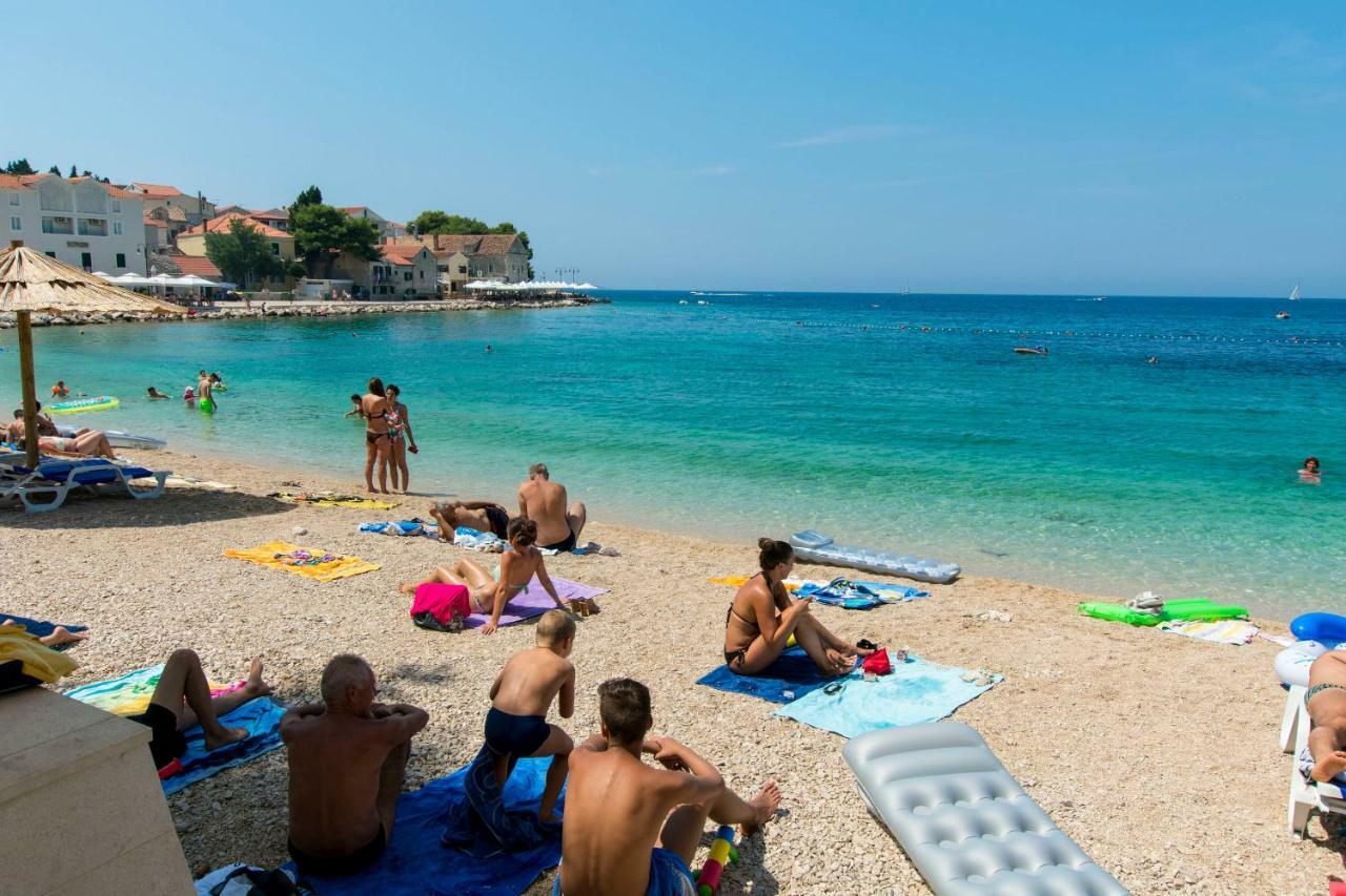 Apartments Brico Primošten المظهر الخارجي الصورة