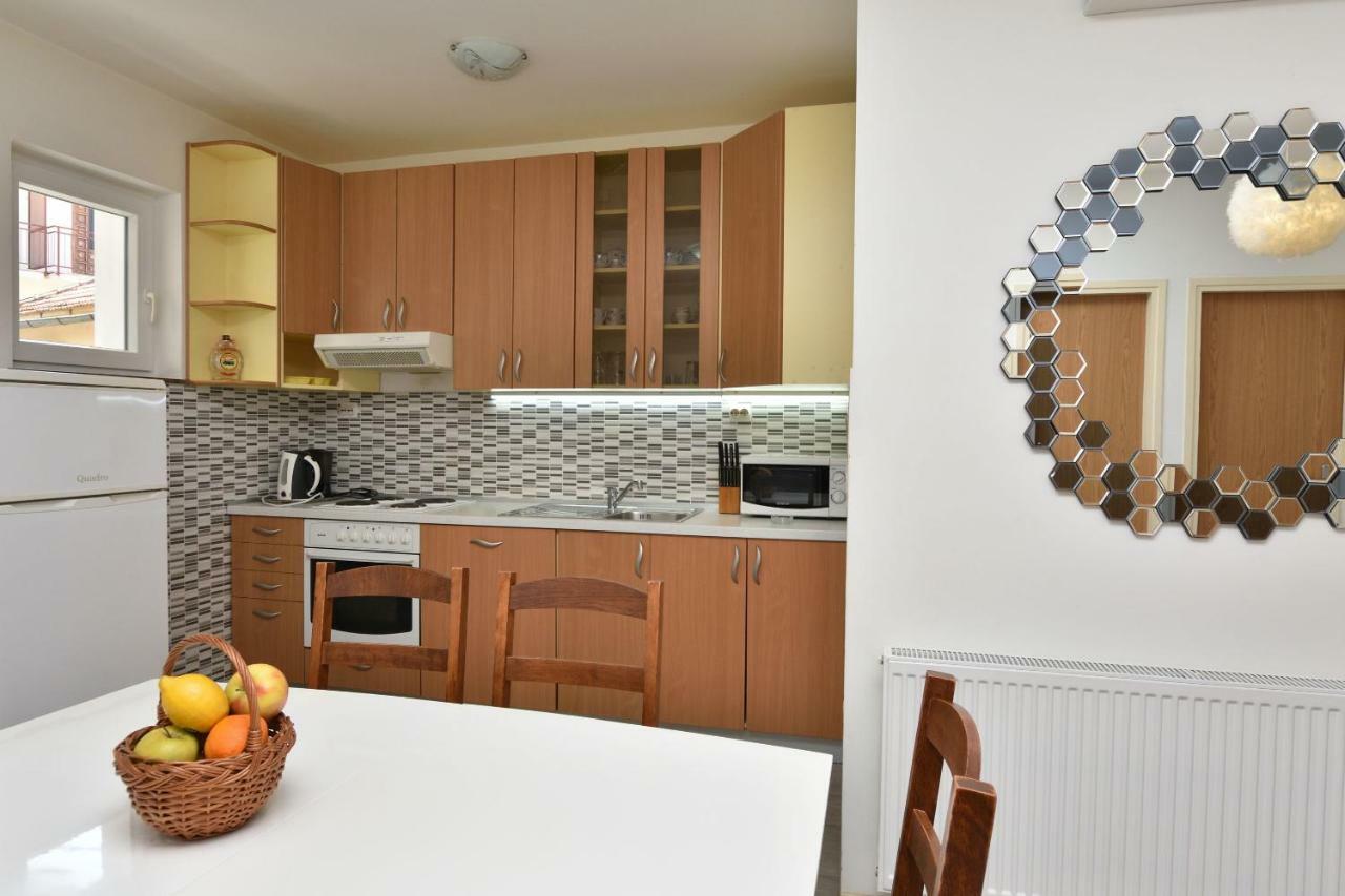 Apartments Brico Primošten المظهر الخارجي الصورة