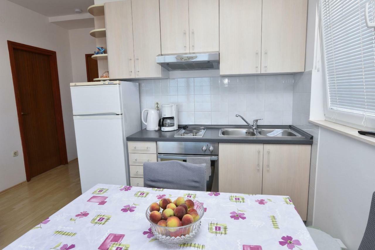 Apartments Brico Primošten المظهر الخارجي الصورة