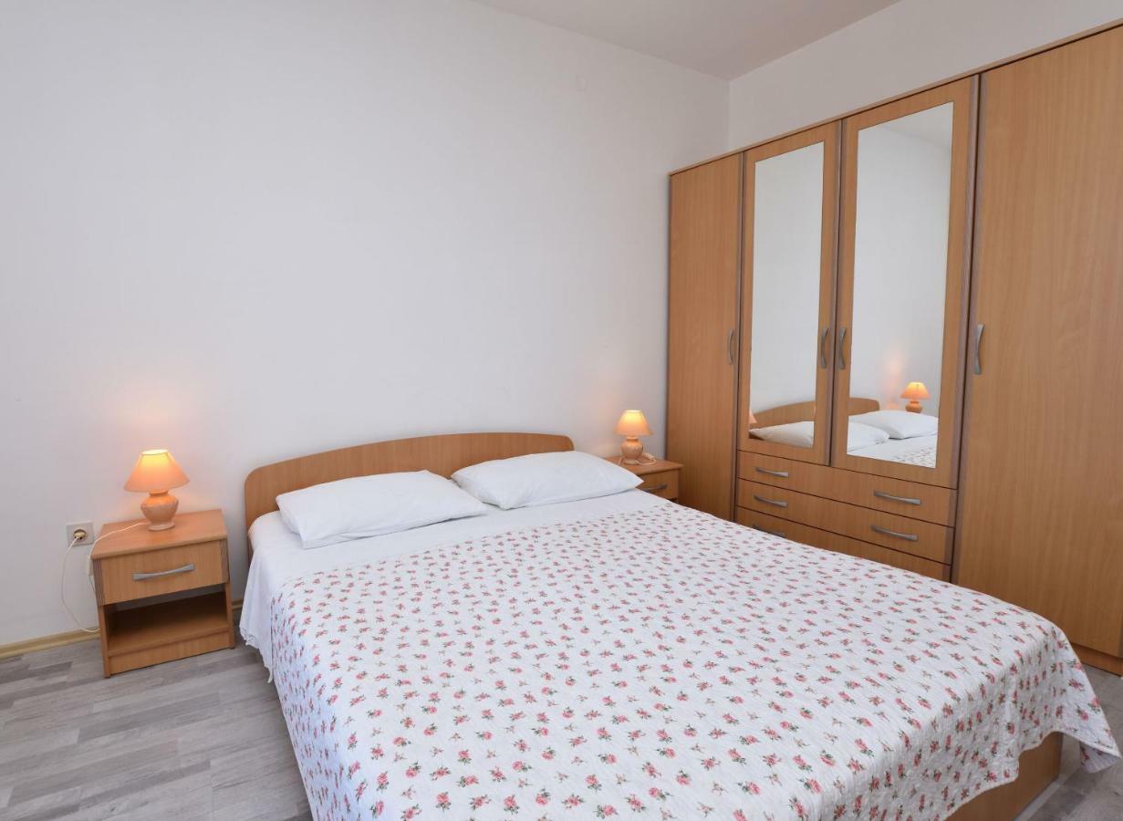 Apartments Brico Primošten المظهر الخارجي الصورة
