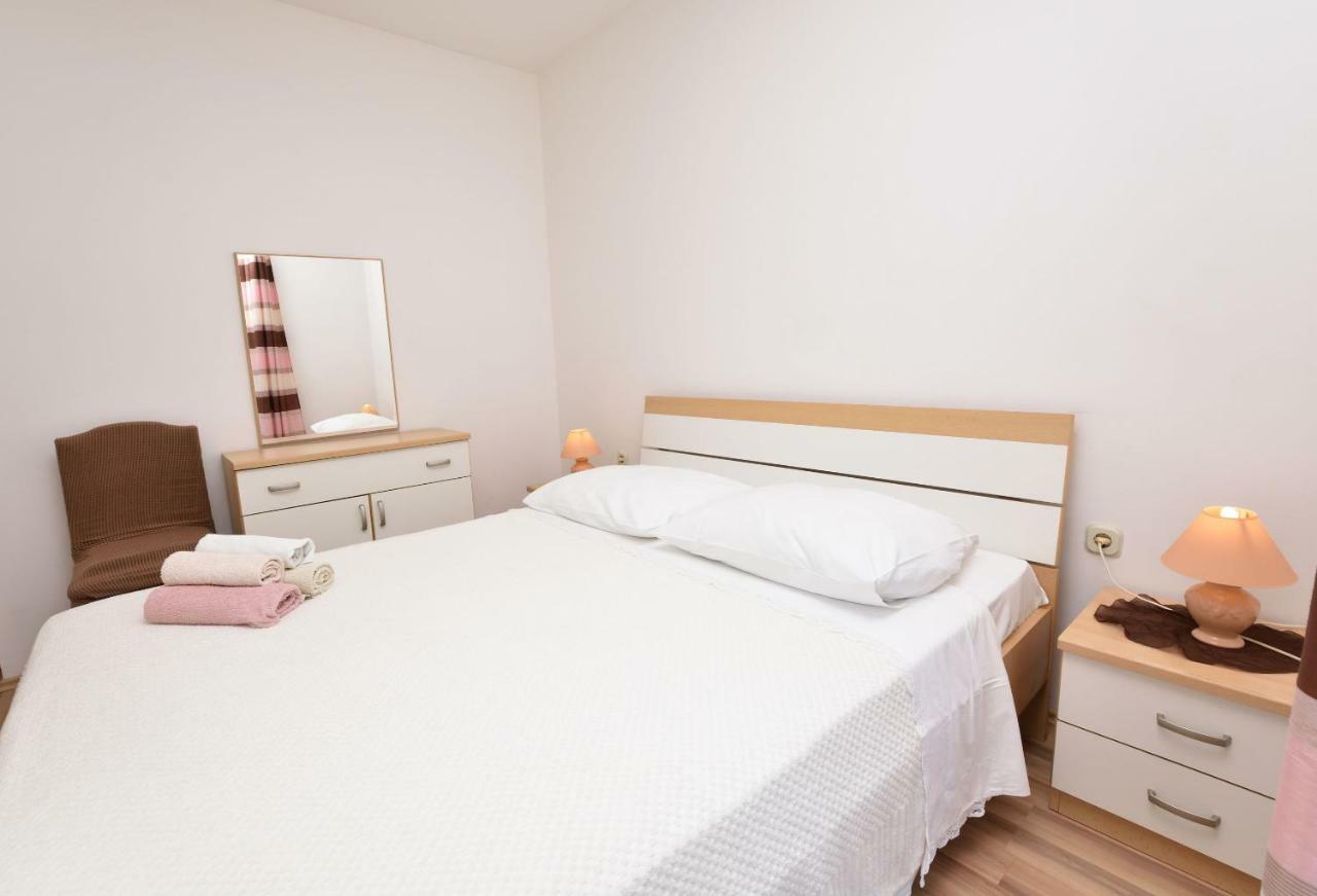 Apartments Brico Primošten المظهر الخارجي الصورة
