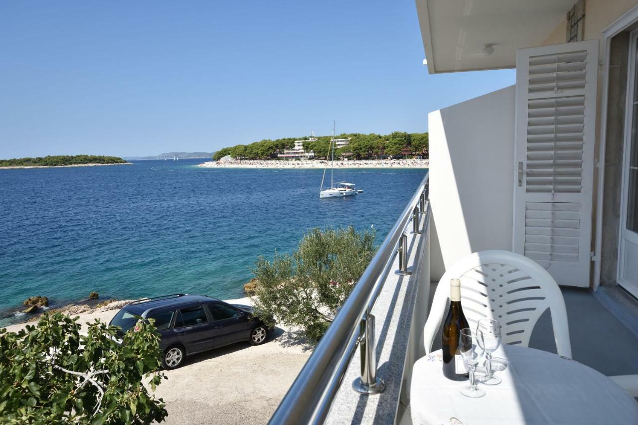 Apartments Brico Primošten المظهر الخارجي الصورة