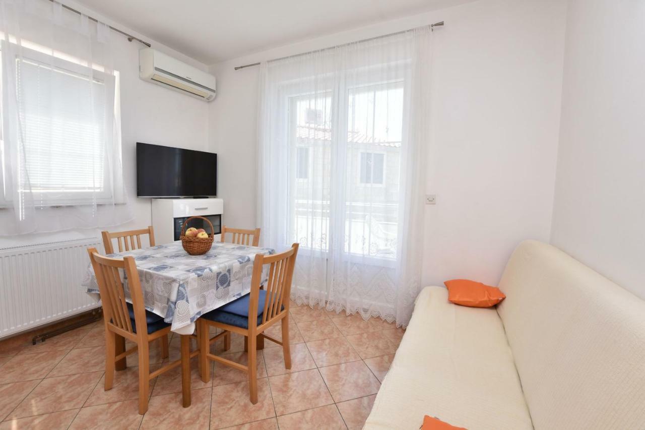 Apartments Brico Primošten المظهر الخارجي الصورة