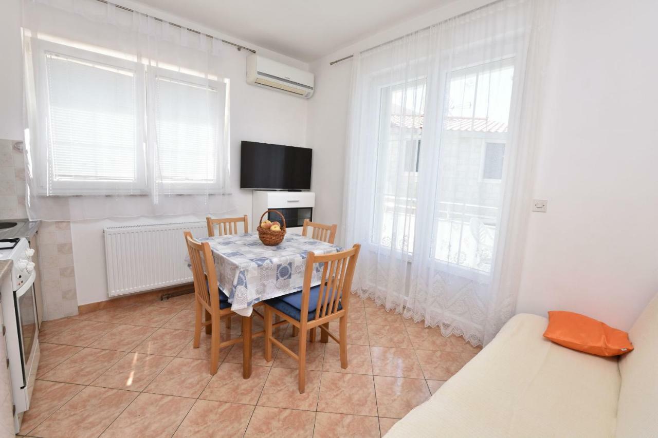 Apartments Brico Primošten المظهر الخارجي الصورة
